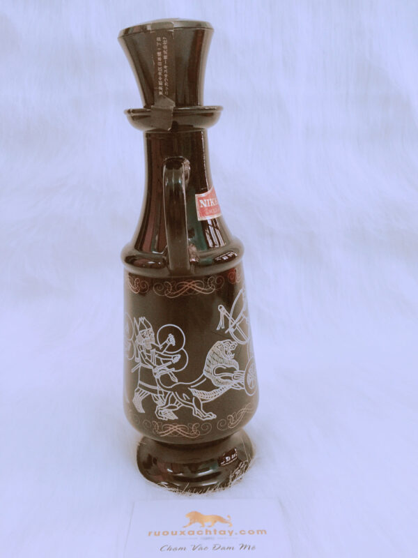 ruou-xach-tay-Nikka-Whisky-mild-and-smooth-taste