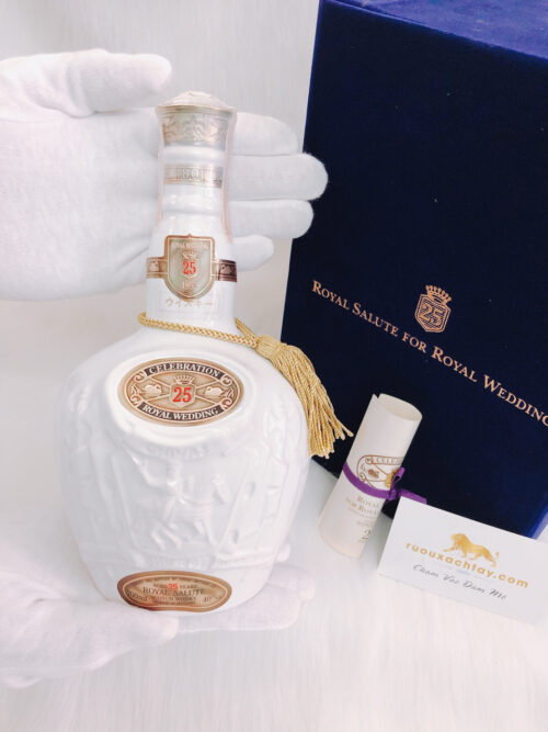 Chivas 25yo Royal Wedding