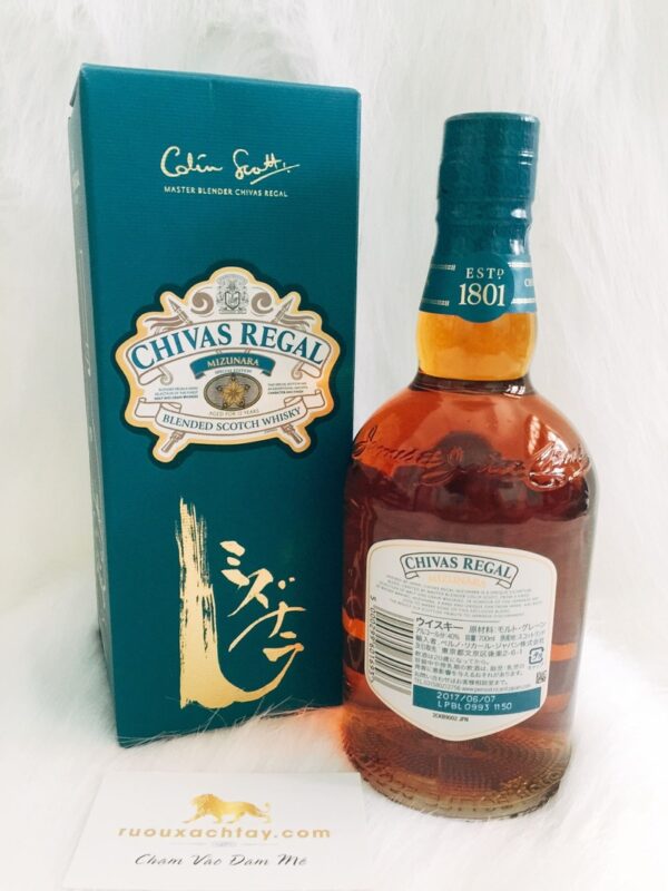 Rượu Chivas Mizunara
