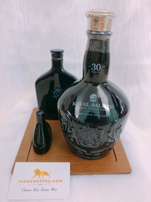 Rượu Chivas 30 Flask Edition 12 Rượu Chivas 30 Flask Edition