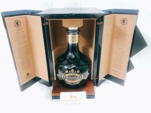 Rượu Chivas 62 Xách Tay 2021