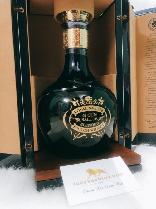 Rượu Chivas 62 Xách Tay 2021
