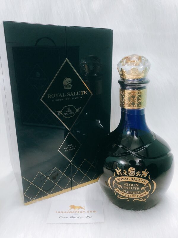 Rượu Chivas 62 Xách Tay 2021
