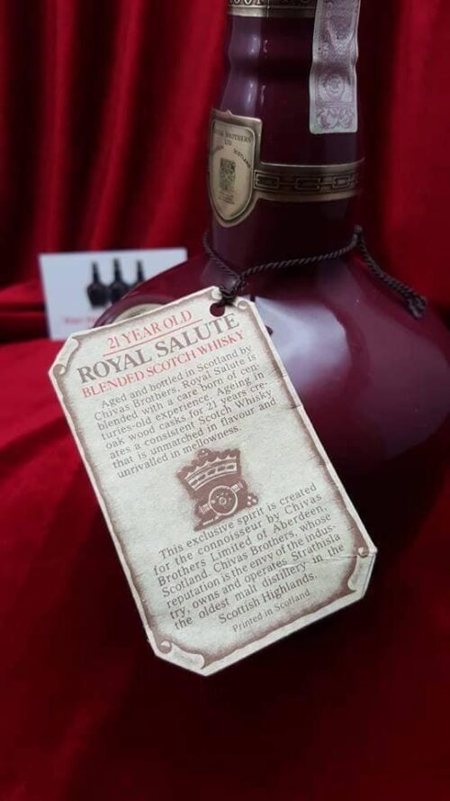 Rượu Chivas 21 Đỏ Nội Địa Nhật