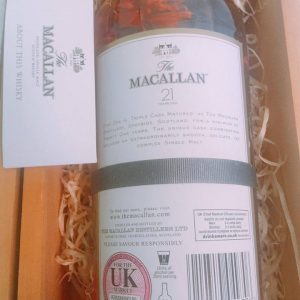 Rượu Macallan 21 Triple Cask Tem UK