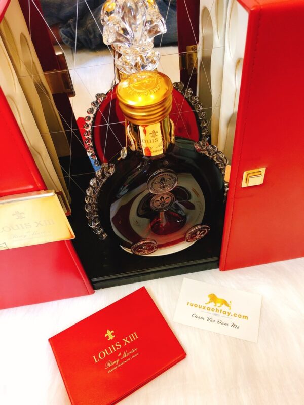Rượu Remy Martin Louis 13
