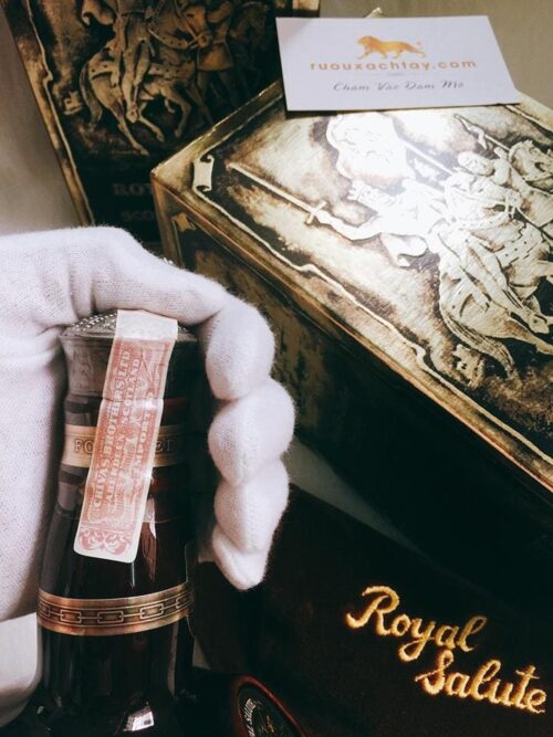 Rượu Chivas 21 Nội Địa Nhật Chai Nâu 18 Rượu Chivas 21 Nâu Nội Địa Nhật