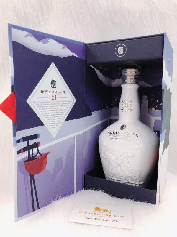 Rượu Chivas 21 Polo Edition 2019