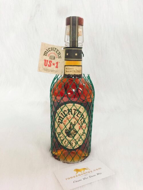 Rượu Michter Small Batch Kentucky Straight Bourbon Whiskey
