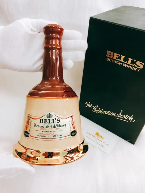 Bell's Scotch Whisky - The Celebration Scotch (1)