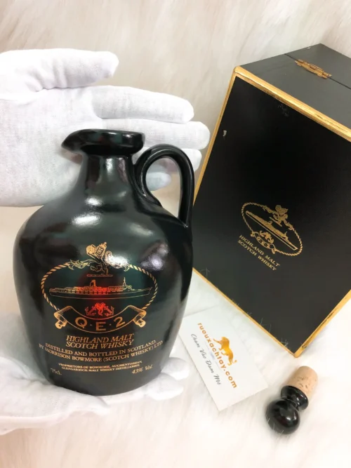 Glen Garioch Morrison Bowmore QE2 Decanter 1980s 6 1 1 222