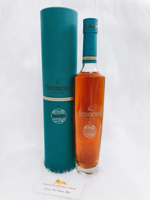 rượu hennessy cognac by kenzo màu xanh