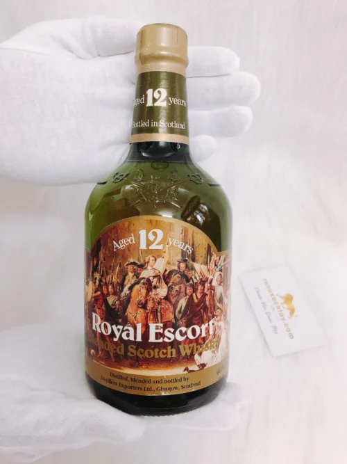 Royal Escort 12 năm Scotch Whisky V2