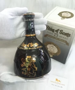 King of Scots 25 năm Super Premium Black Decanter 1