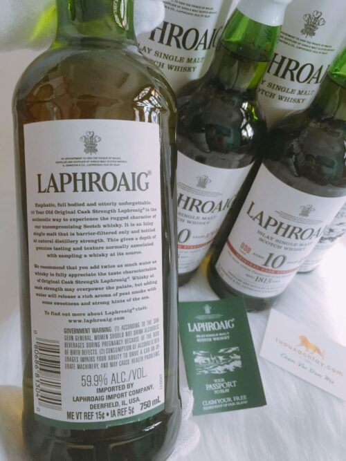 Rượu Laphroaig 10 Cask Strength batch 008