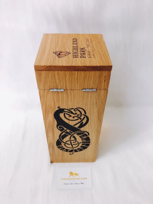 Highland Park The Light 17yo Single Malt Scotch Whisky 11 6 1 8
