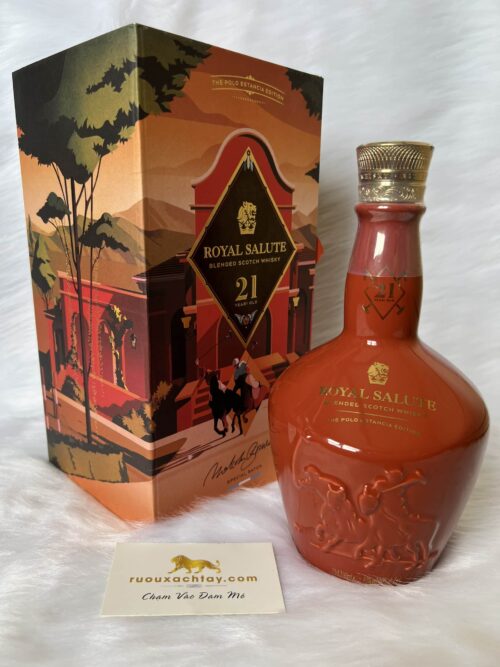 Chivas Royal Salute 21 The Polo Estancia Edition 2021 (1)