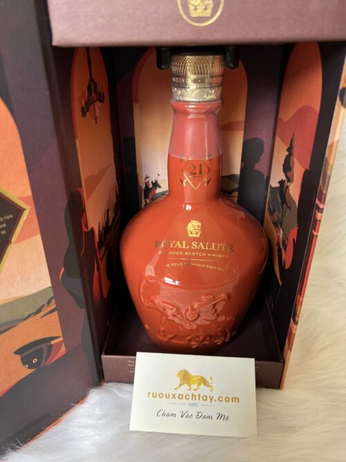 Chivas Royal Salute 21 The Polo Estancia Edition 2021 (3)