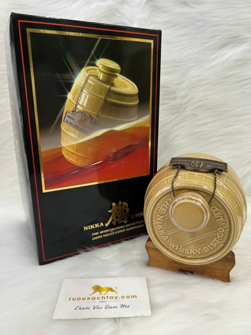 Nikka Yoichi Distillery Bottling Barrel (3)