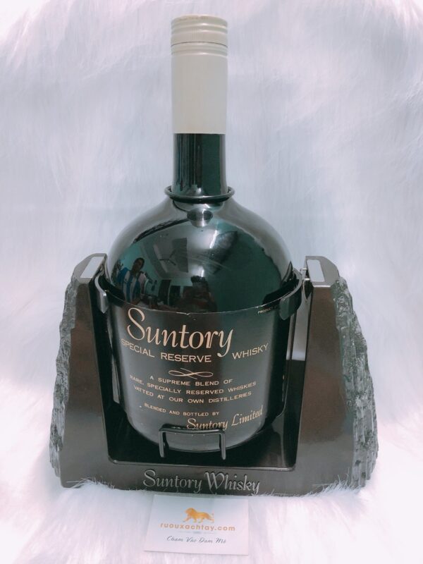 Suntory Special Reserve Whisky with Bottle Stand (1)