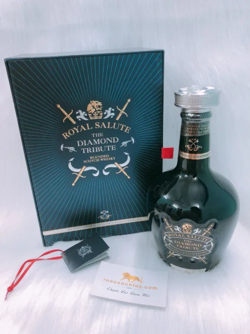 Rượu Chivas Royal Salute The Diamond Tribute 9 z1407560227419 90fe0990c7614e919750f9d759c0ca2c 1