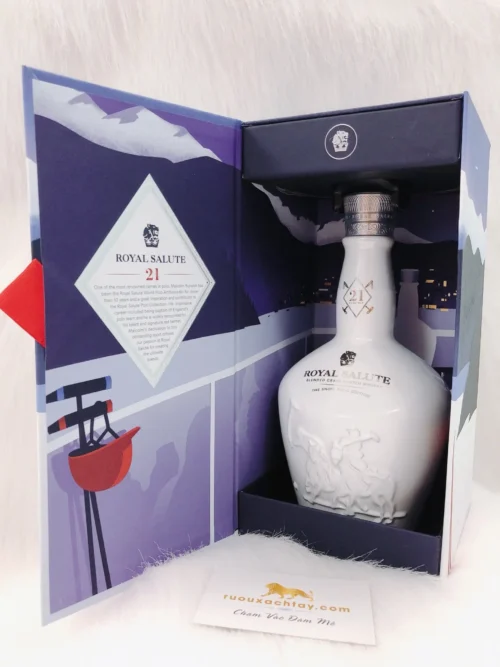 Chivas Royal Salute 21 The Snow Polo Edition - 2019