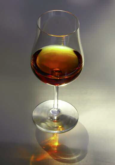 The-official-cognac-tasting-glass