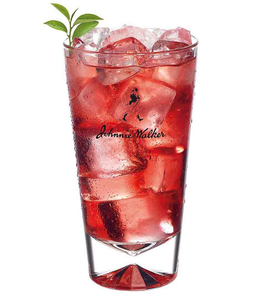 Cách-pha-rượu-Johnnie-Walker-Red-Label-và-Cranberry