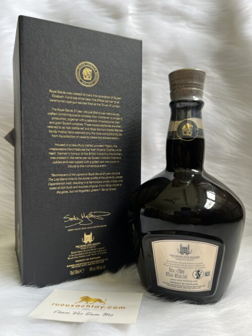 Chivas-Royal-Salute 21-yo-The-Lost-Blend (4)