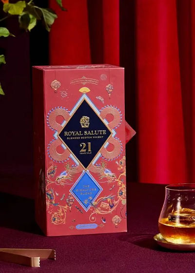 Danh Sách Đầy Đủ Bộ Sưu Tập Rượu Chivas Royal Salute 2022 99 Chivas-Royal-Salute-21YO-Chinese-New-Year-Edition
