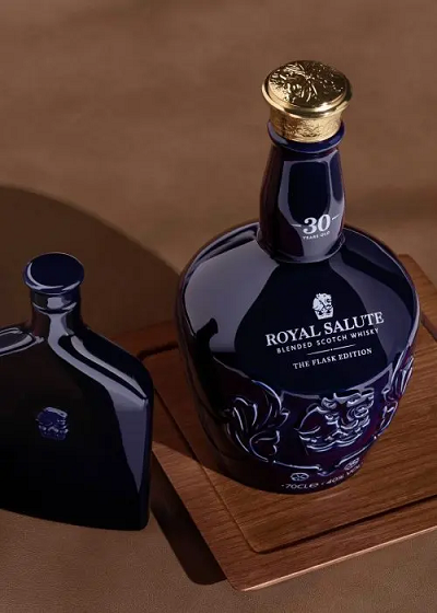 Danh Sách Đầy Đủ Bộ Sưu Tập Rượu Chivas Royal Salute 2022 96 Chivas-Royal-Salute-30-yo-Flask-Edition