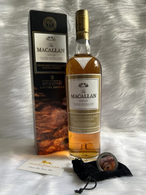 Macallan-gold-limited-edition-ernie-button (9)