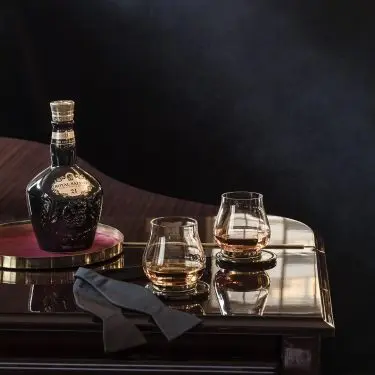 Danh Sách Đầy Đủ Bộ Sưu Tập Rượu Chivas Royal Salute 2022 80 chivas-royal-salute-21-years-lost-blend