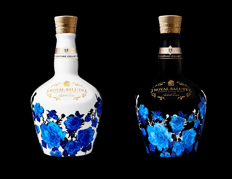 Danh Sách Đầy Đủ Bộ Sưu Tập Rượu Chivas Royal Salute 2022 86 chivas-royal-salute-21yo-the-richard-quinn-edition