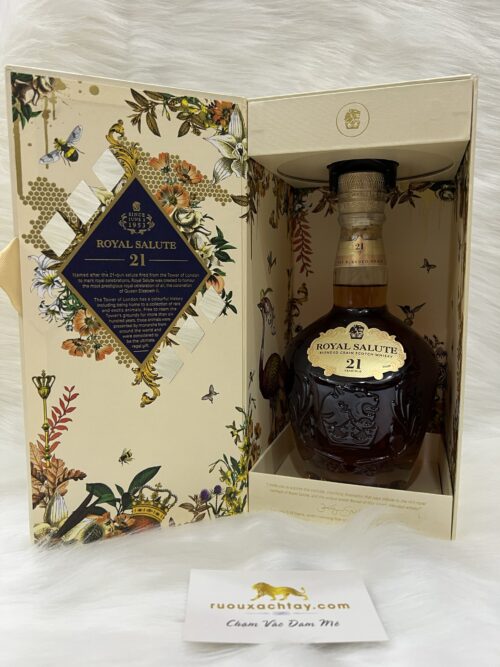 ruou-chivas-21-nam-chai-thuy-tinh-2022 (2)