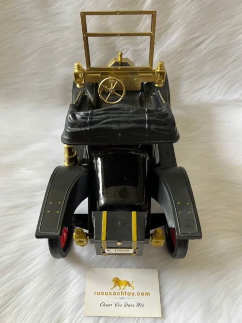 Beam Kentucky Straight Bourbon Whiskey - Car Decanter Collection - Ford Model T (3)