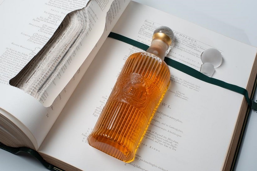 Top 25 Rượu Whisky Giá Đắt Nhất Thế Giới 128 tales-of-the-macallan-volume-1