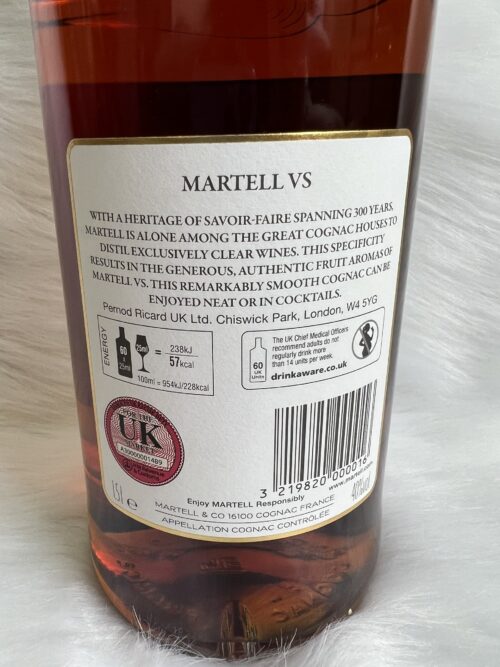 Rượu Xách Tay Nội Địa Anh - Martel VS Single Distillery