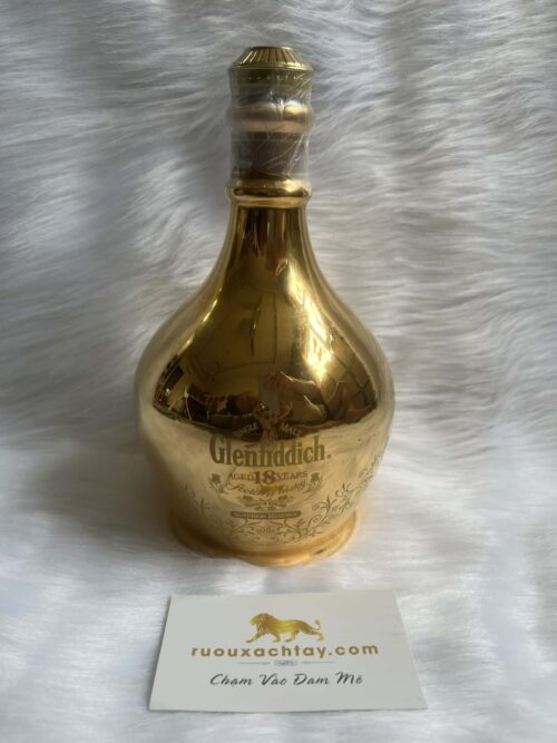 Glenfiddich 18 Năm - Superior Reserve Gold Decanter - 1