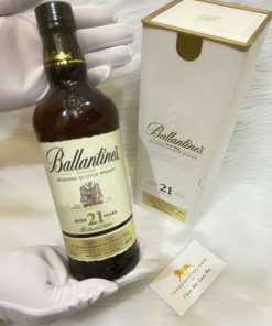 Ballantine's 21 Năm Nắp Đen