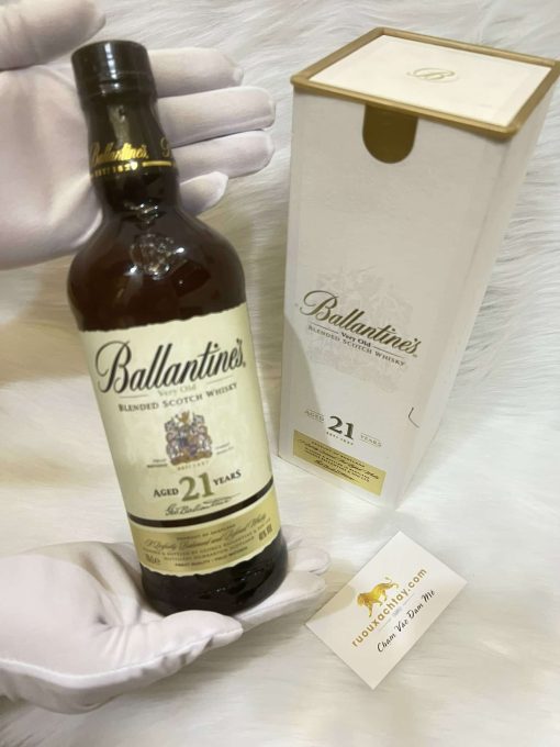 Ballantine's 21 Năm Nắp Đen