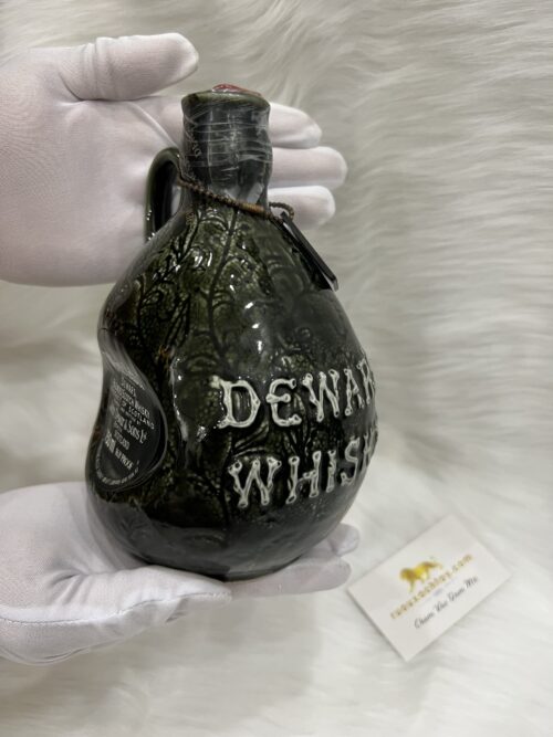 Dewar's White Label Centennial Flagon 1986