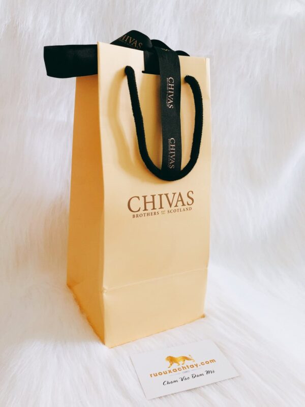 Chivas 31yo Cask Strength Edition - Linn House Reserve (3)