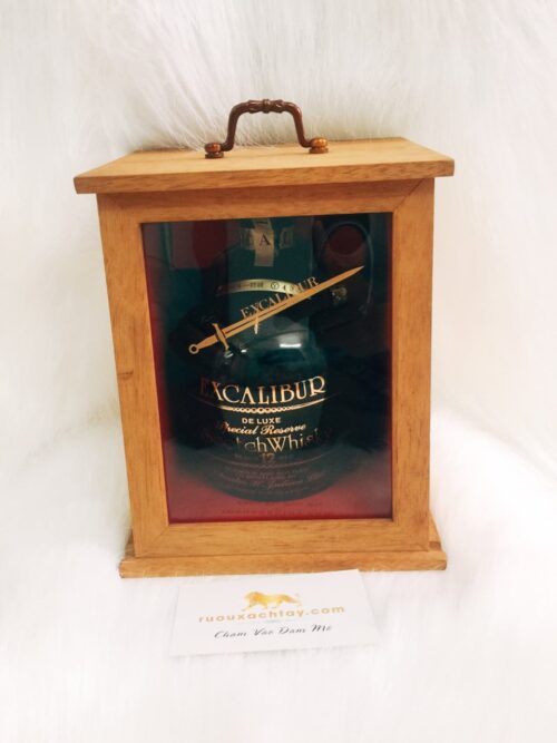 Excalibur 12yo Special Reserve Decanter (2)