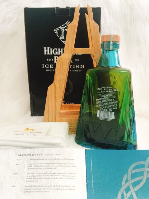 Highland Park Ice 17yo Single Malt Scotch Whisky (8)