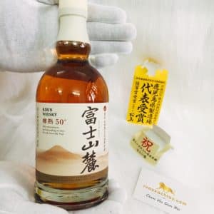 Kirin Whisky Fuji-Sanroku (1)