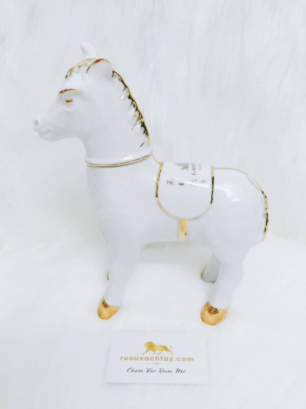Larsen Cognac Horse Decanter (1)