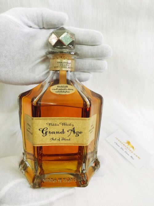 Nikka Grand Age Art of Blend (1)