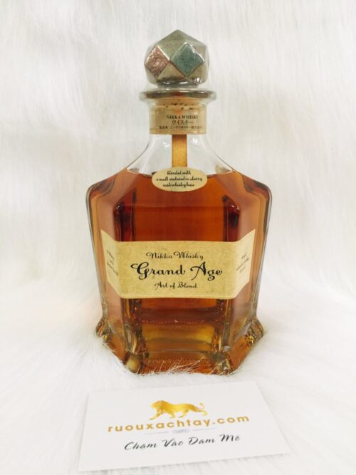 Nikka Grand Age Art of Blend (2)