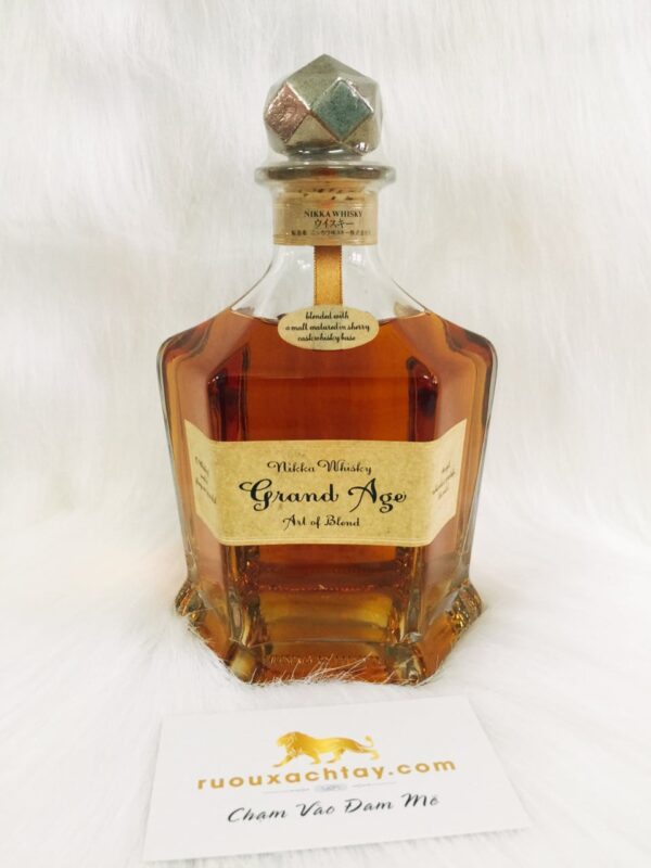 Nikka Grand Age Art of Blend (2)